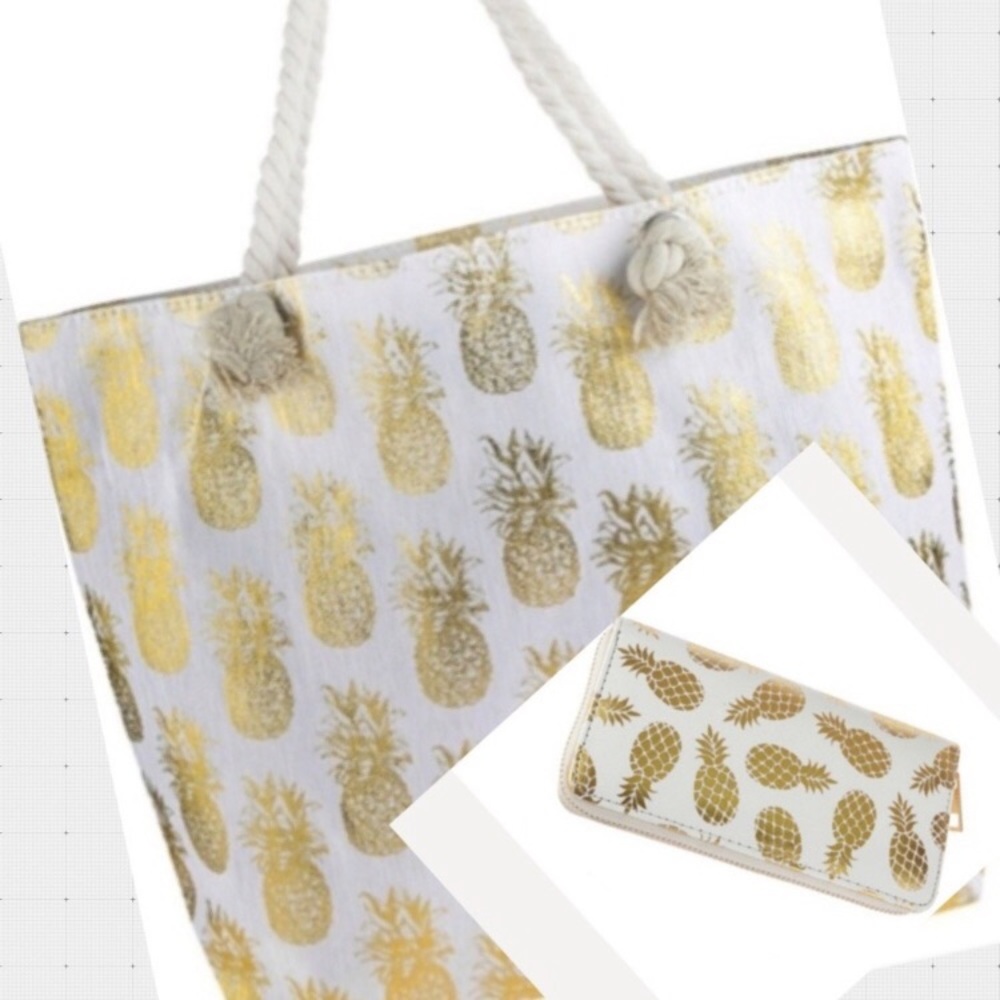 ✨NWT 🍍Tote and Wallet Set